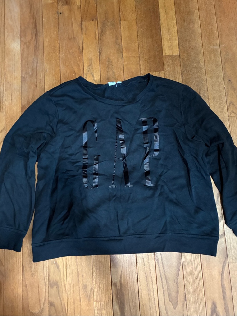 GAP Crewneck